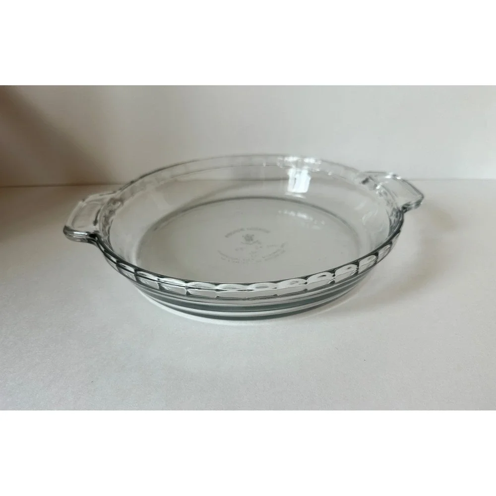 Anchor Hocking 9.5 Inch Clear Glass Pie Dish with Handles Scalloped Edge USA